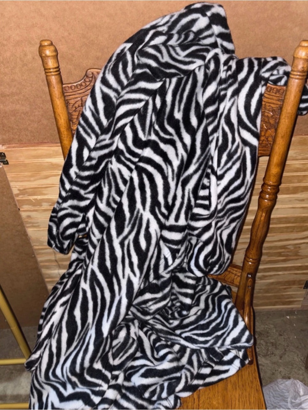 Zebra Print Fleece Snuggie- Black & White